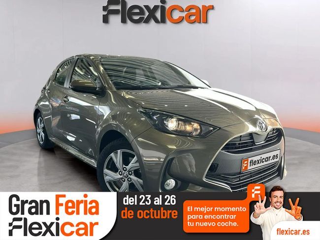 TOYOTA Yaris (1.5 120H Active Plus) en Tenerife