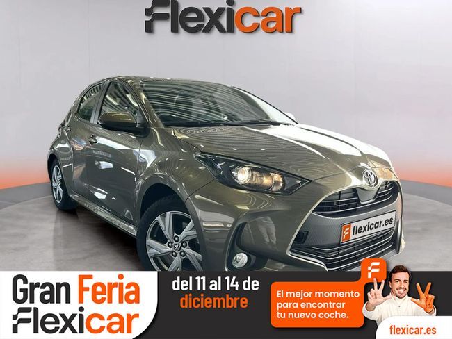 TOYOTA Yaris (1.5 120H Active Plus) en Tenerife