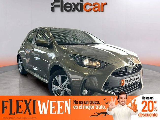 TOYOTA Yaris (1.5 120H Active Plus) en Tenerife