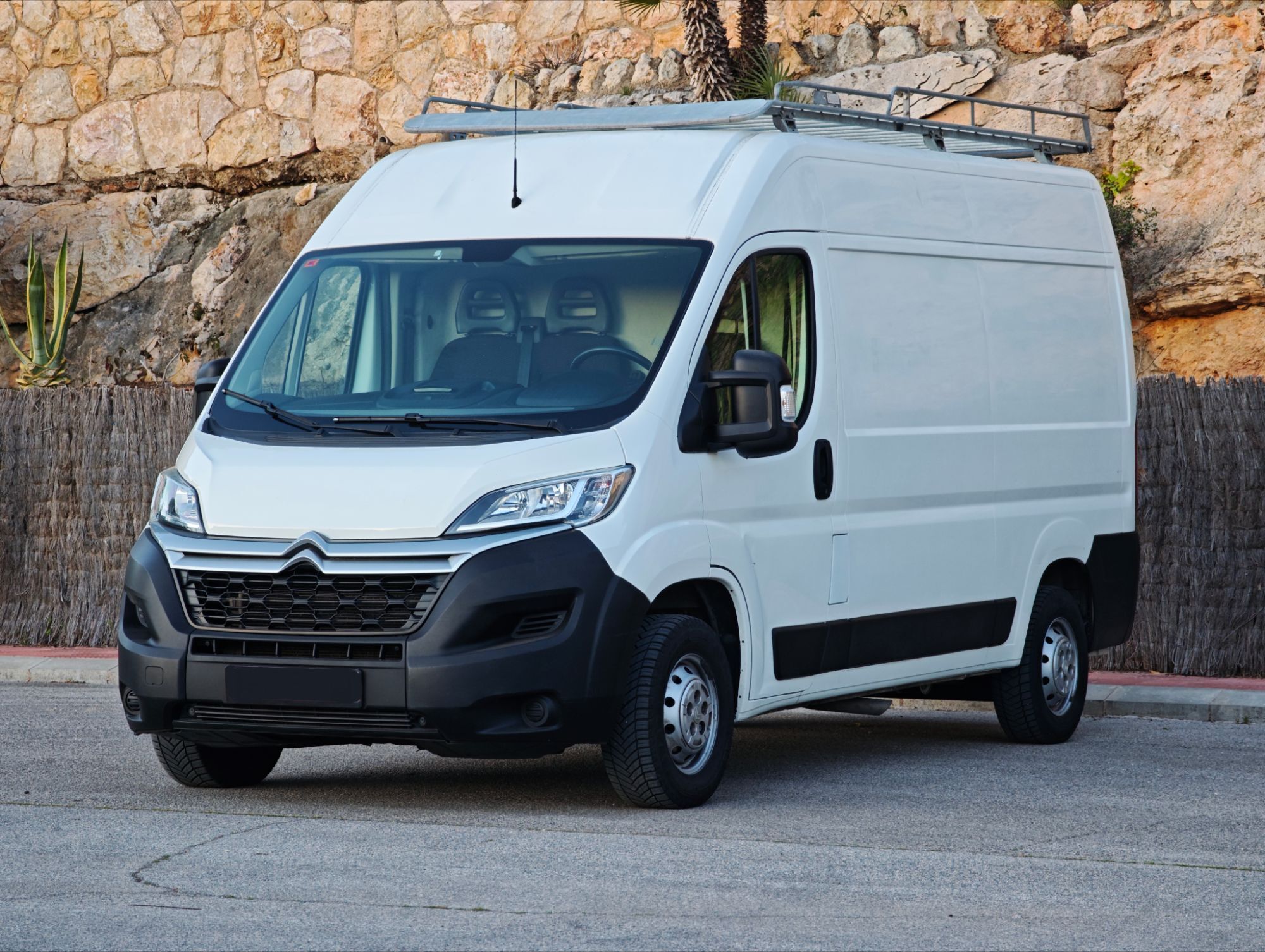 Foto del CITROEN Jumper Fg. 2.0BlueHDi 35 L2H2 130