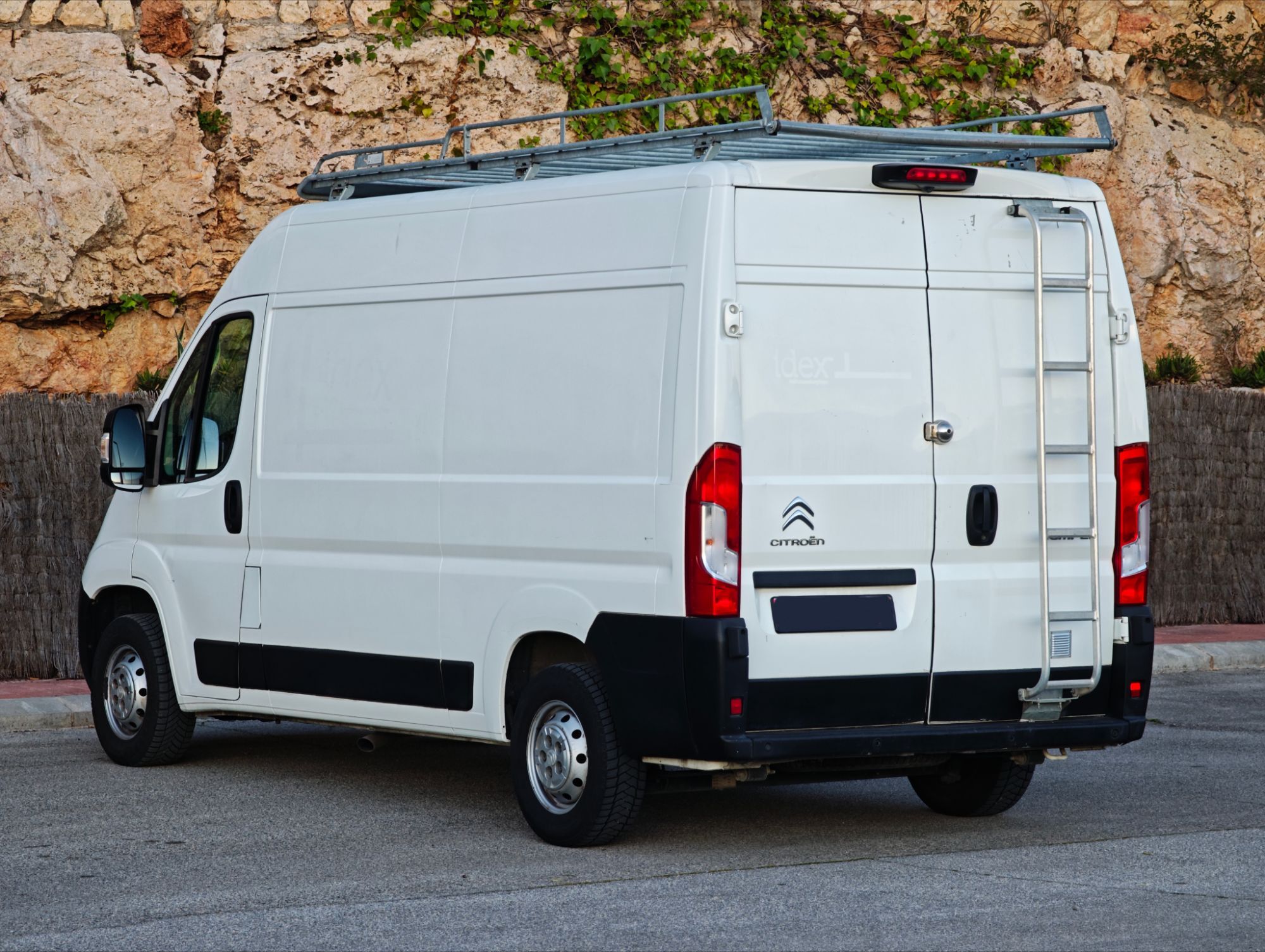 Foto del CITROEN Jumper Fg. 2.0BlueHDi 35 L2H2 130