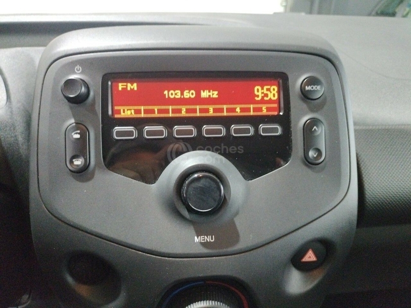 Foto del TOYOTA Aygo 70 x-play