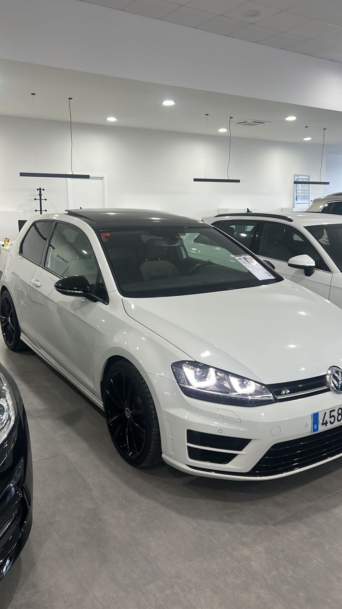 Foto del VOLKSWAGEN Golf 2.0 TSI R DSG 300