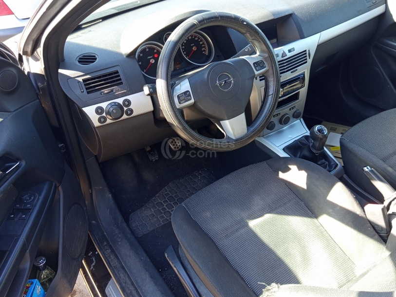 Foto del OPEL Astra 1.7CDTi Cosmo 100