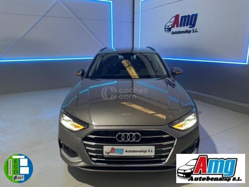Foto del AUDI A4 Avant 30 TDI S line S tronic 90kW