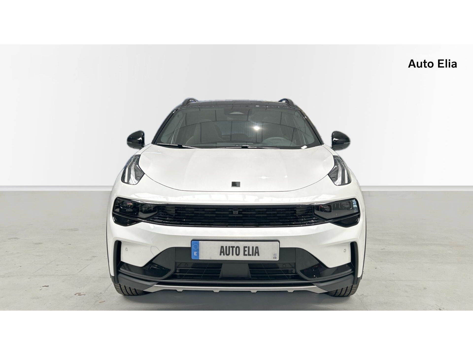 Imagen 3 de LYNK & CO 01