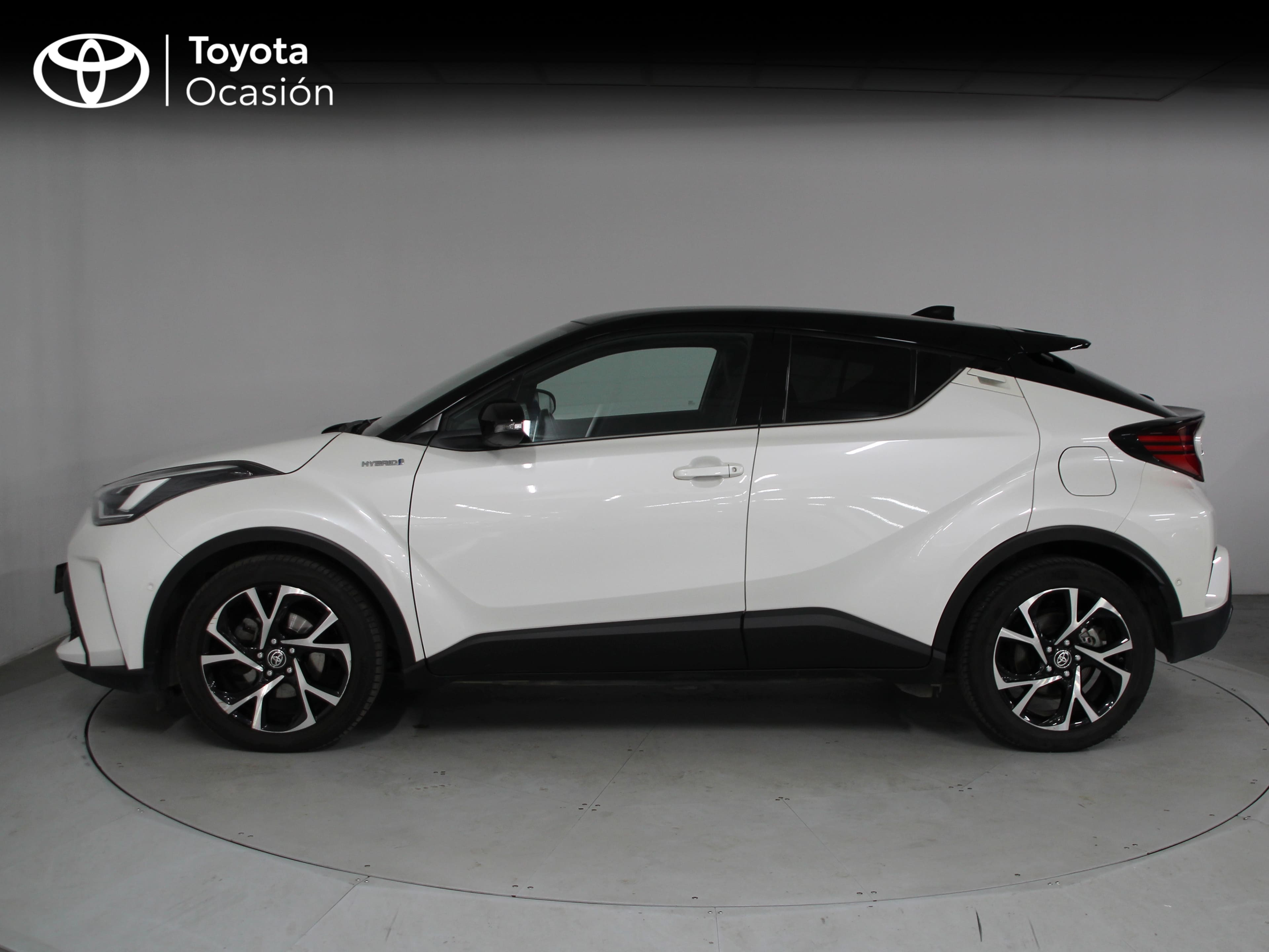Foto del TOYOTA C-HR 180H Advance
