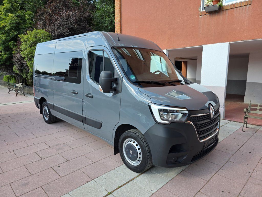 Foto del RENAULT Master Combi9 Energy Blue dCi L2H2 3300 BVR 132kW