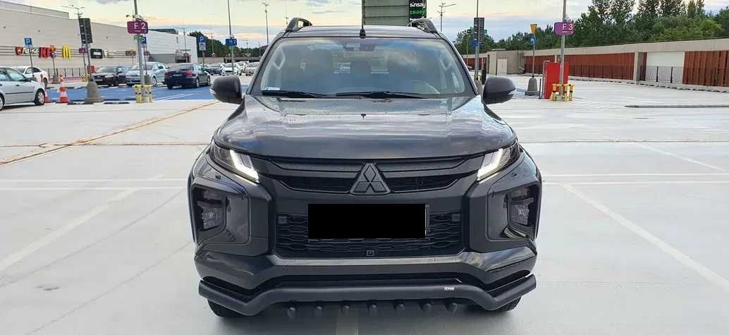 Foto del MITSUBISHI L200 2.2DI-D Doble Cabina 6AT M-PRO