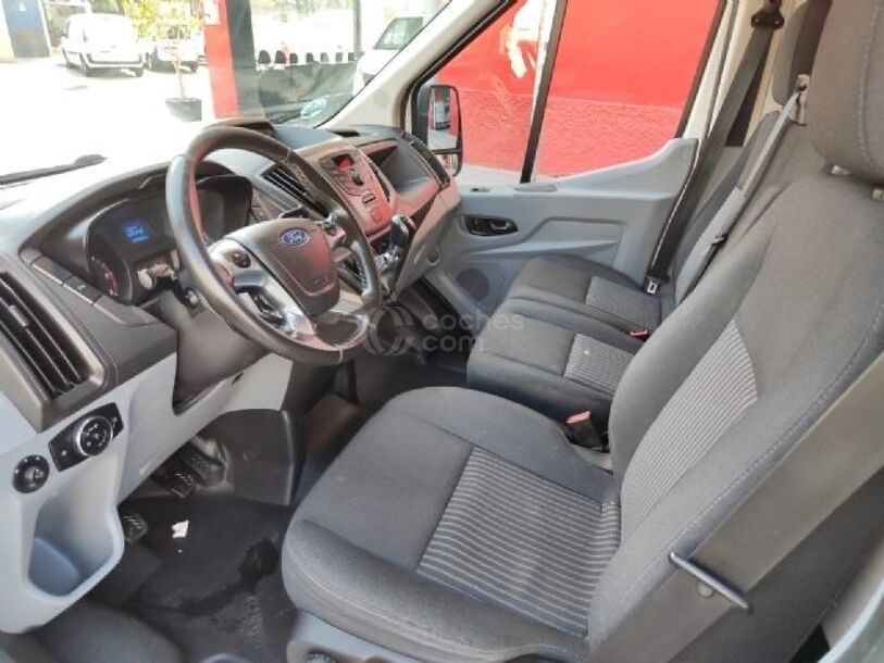 Foto del FORD Transit Chasis Ambiente 130