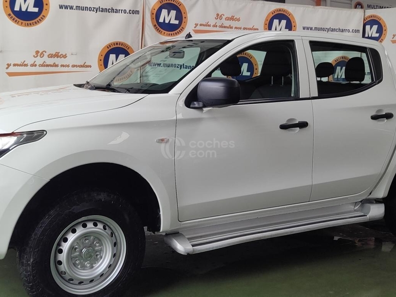 Foto del MITSUBISHI L200 2.5DI-D Double Cab M-PRO
