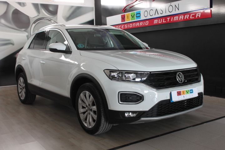 VOLKSWAGEN T-Roc (1.0 TSI Advance 81kW) en Almería