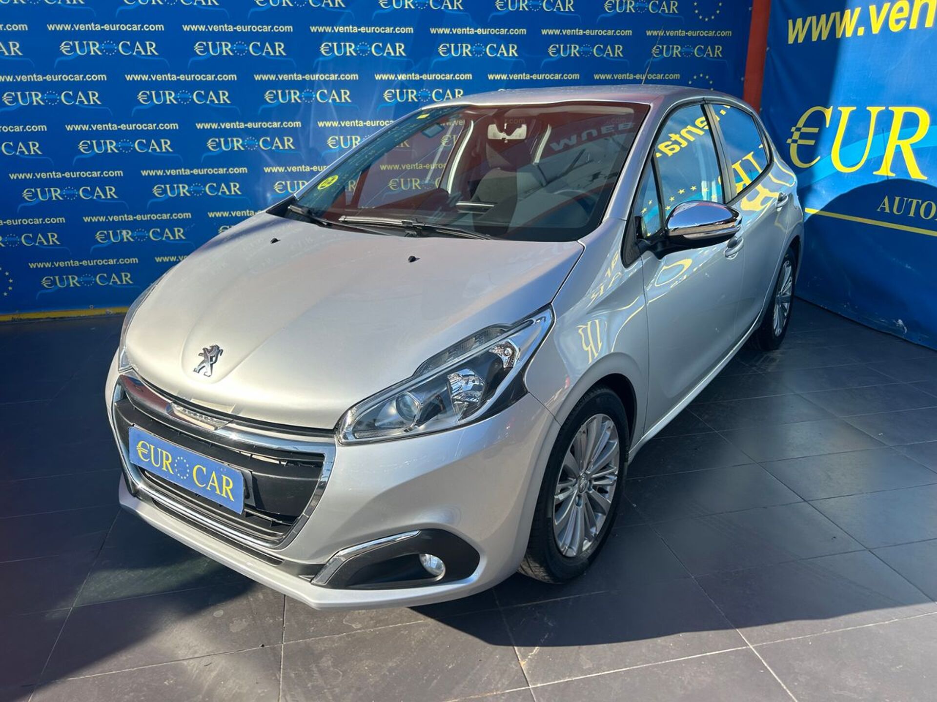 Imagen de PEUGEOT 208