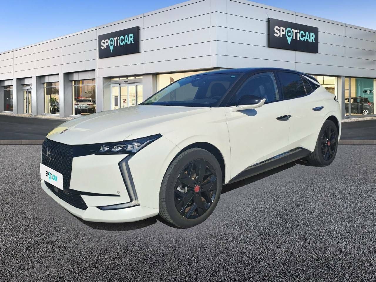 DS DS4 ( PureTech 130 auto PERFORMANCE LINE+) en Girona