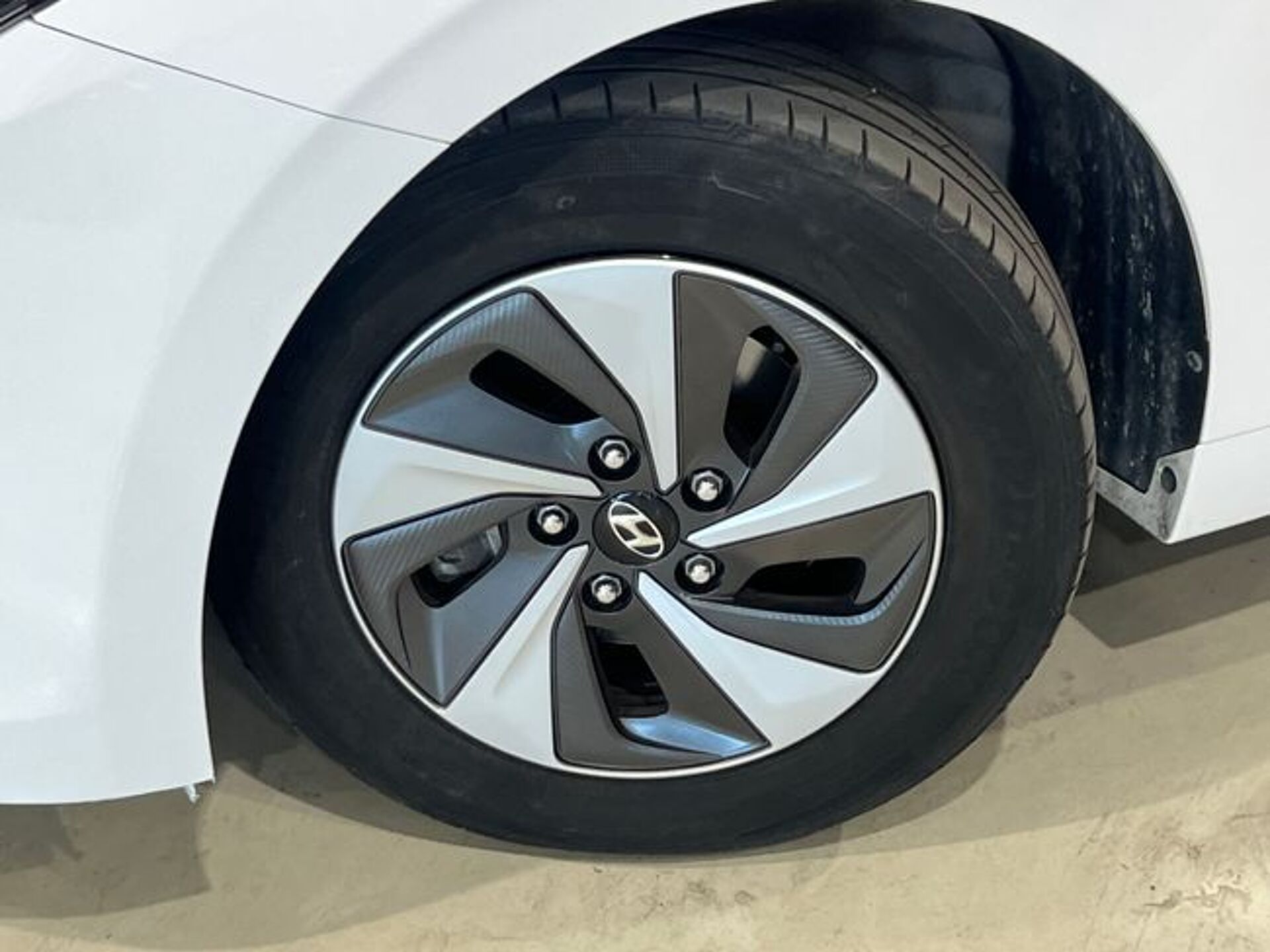 Imagen 3 de HYUNDAI Ioniq