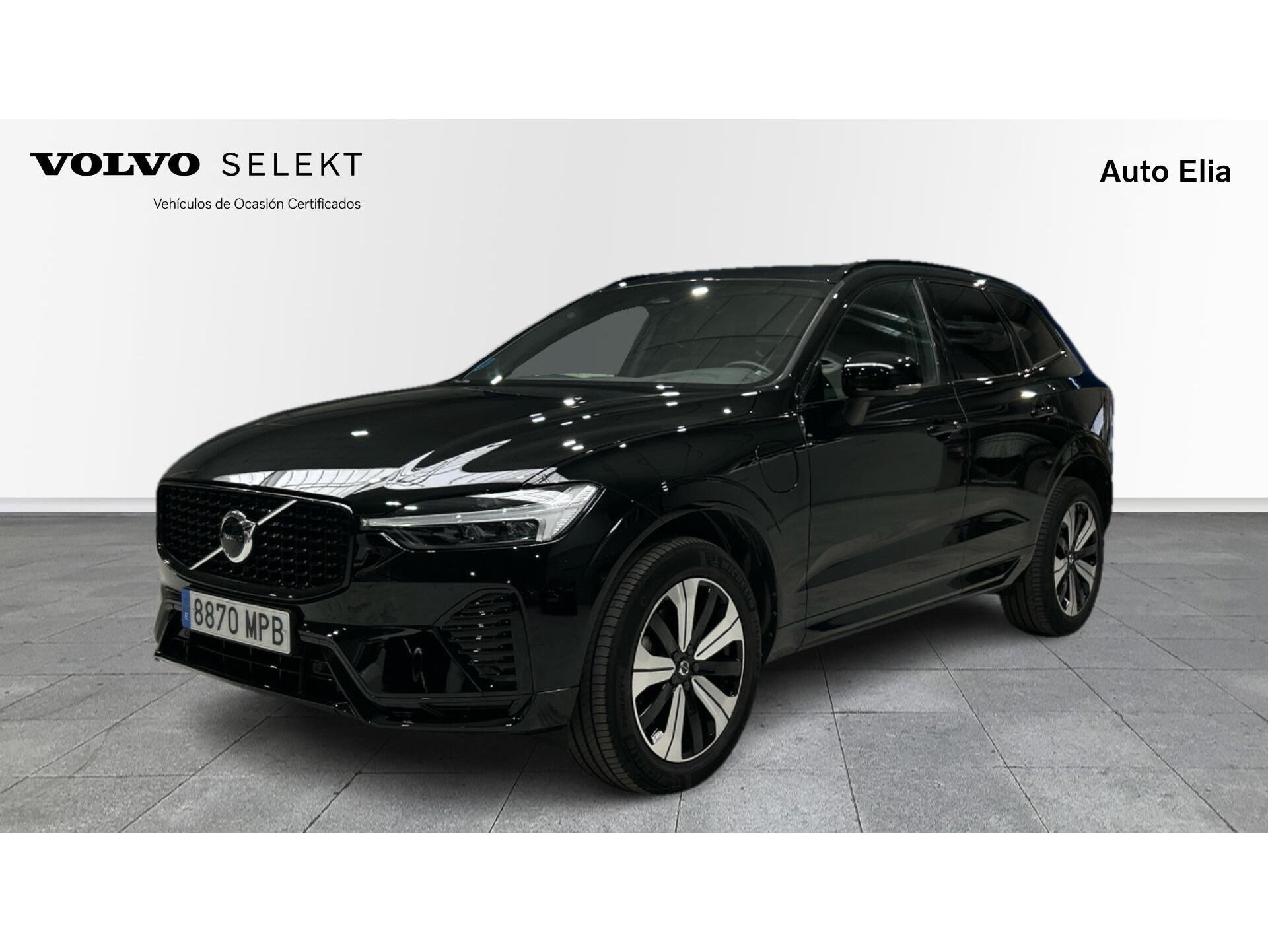 VOLVO XC60 (T6 Recharge Plus Dark AWD Auto 257 kW (350 CV)) en Madrid