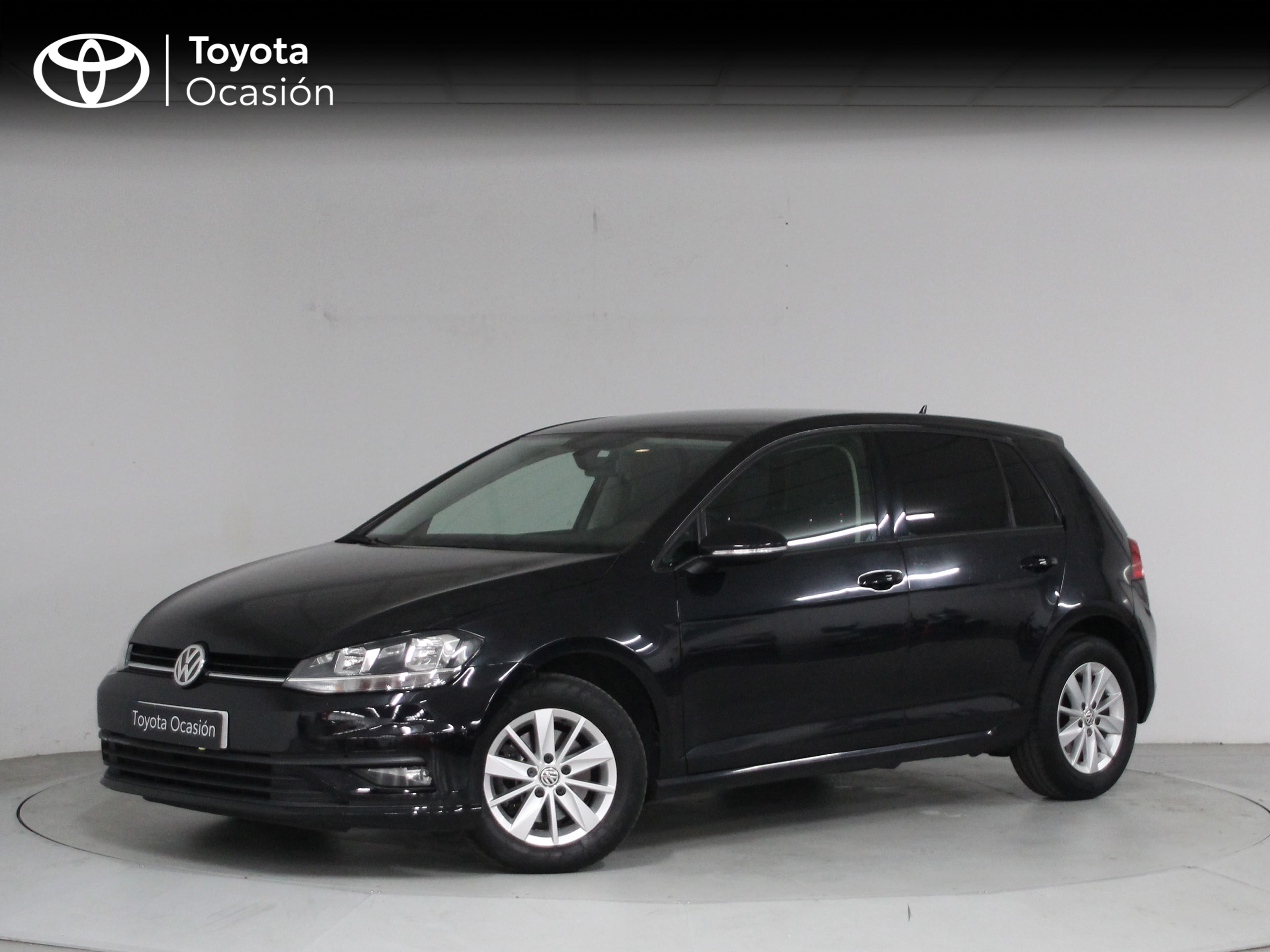 VOLKSWAGEN Golf (Business 1.6 TDI 85kW (115CV)) en Barcelona
