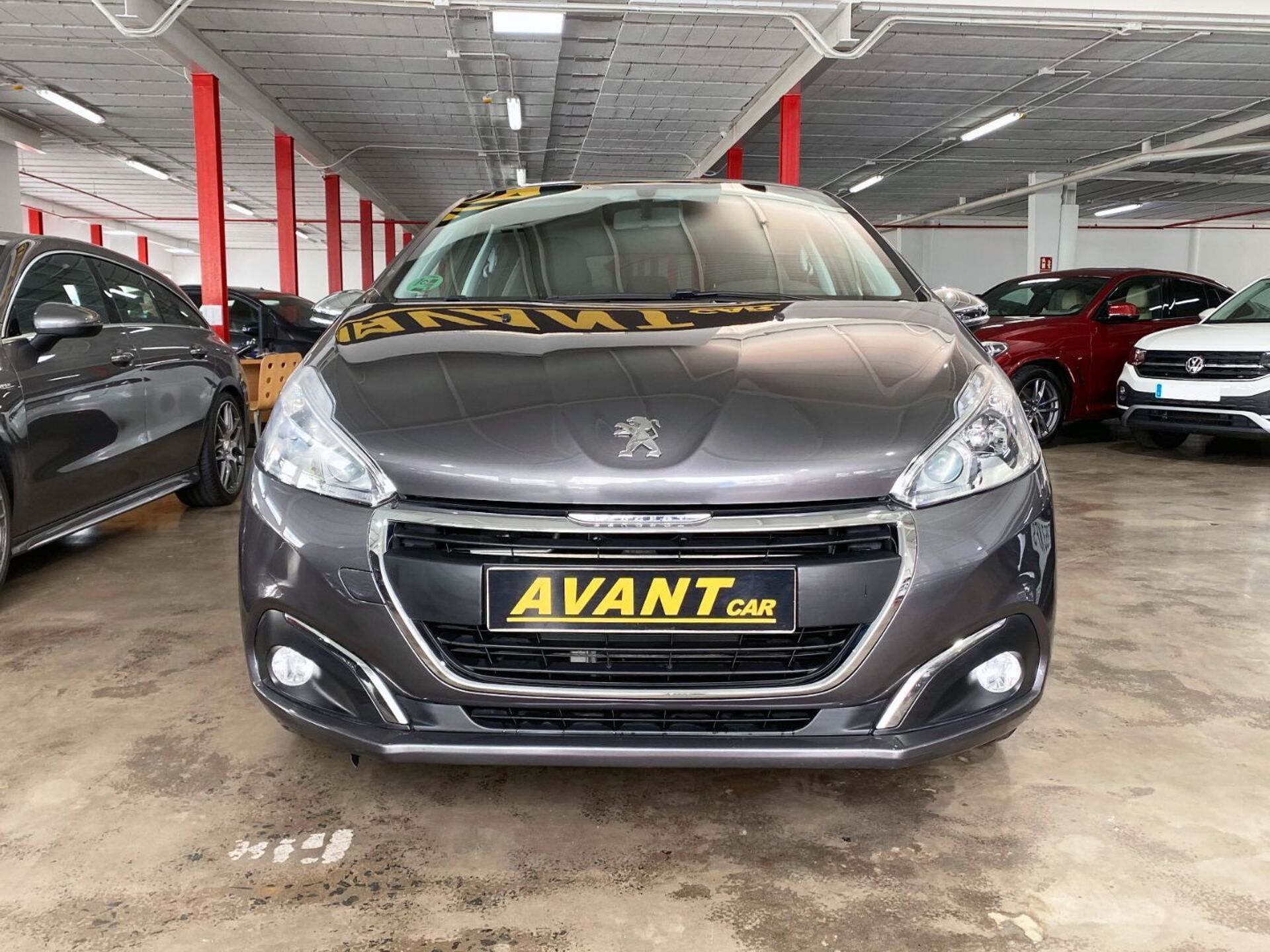 Imagen 2 de PEUGEOT 208