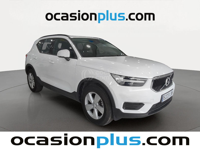 Foto del VOLVO XC40 T2 Momentum Core Aut.