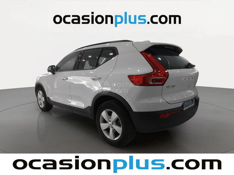 Foto del VOLVO XC40 T2 Momentum Core Aut.