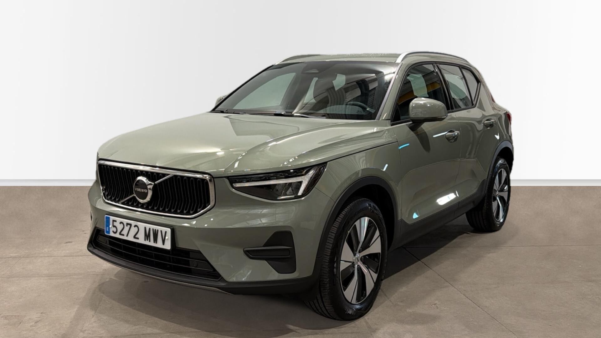 VOLVO XC40 (B3 G Core Auto 120 kW (163 CV)) en Madrid