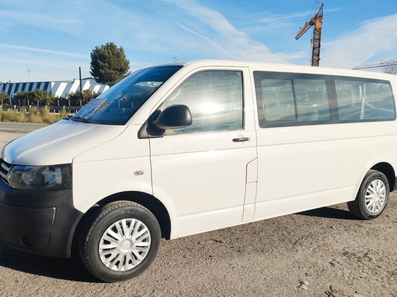 Foto del VOLKSWAGEN Transporter Kombi PRO 2.0TDI BMT Largo TA 140
