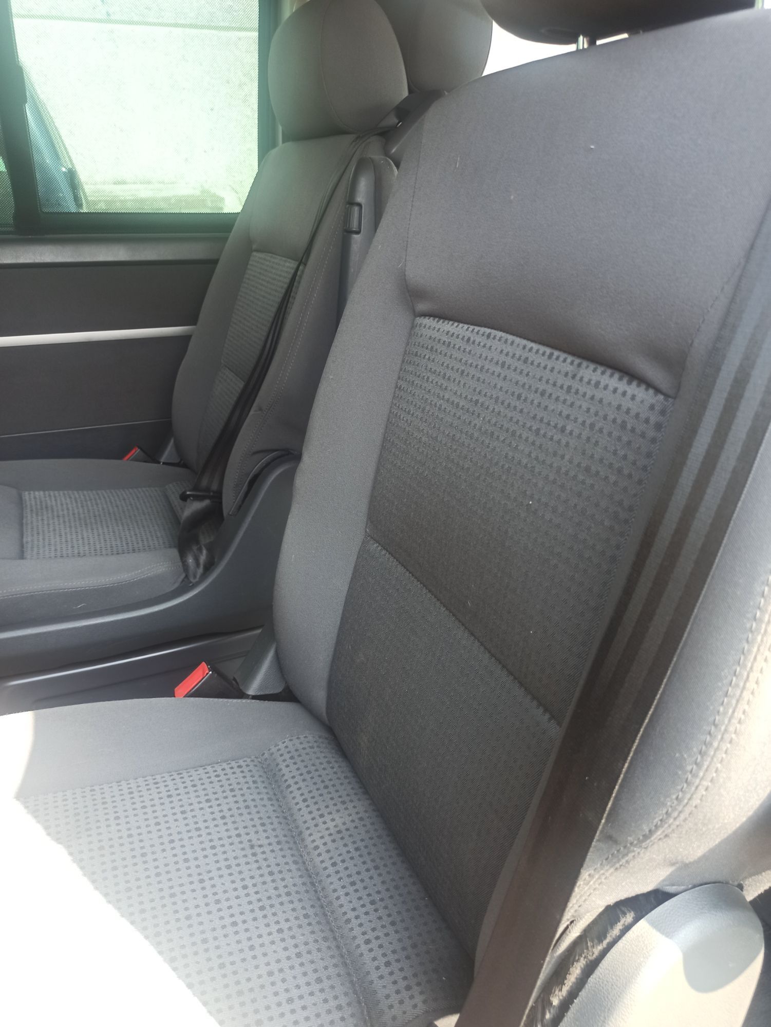 Foto del VOLKSWAGEN Multivan 2.5TDI Comfortline 174