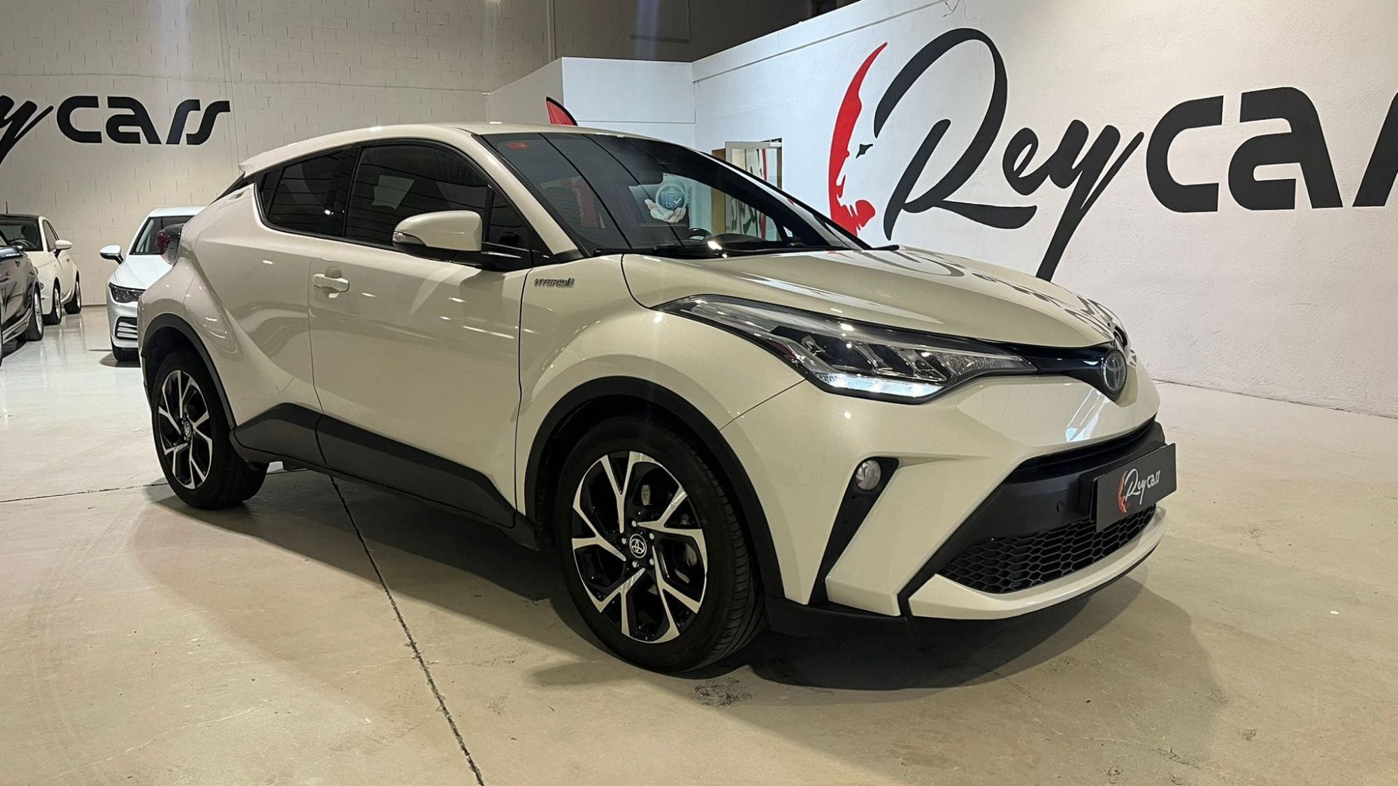 Foto del TOYOTA C-HR 125H Advance