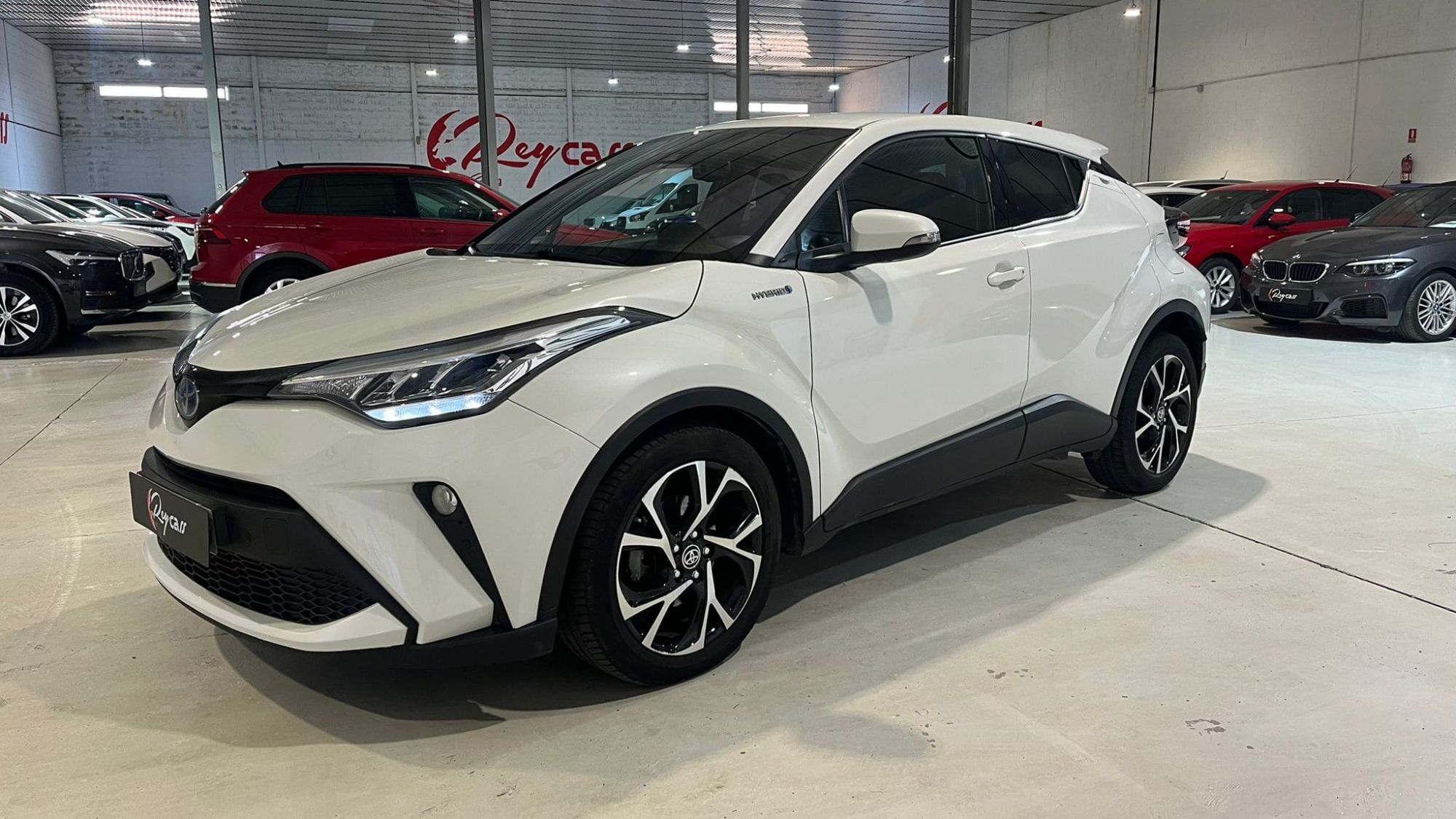 Foto del TOYOTA C-HR 125H Advance