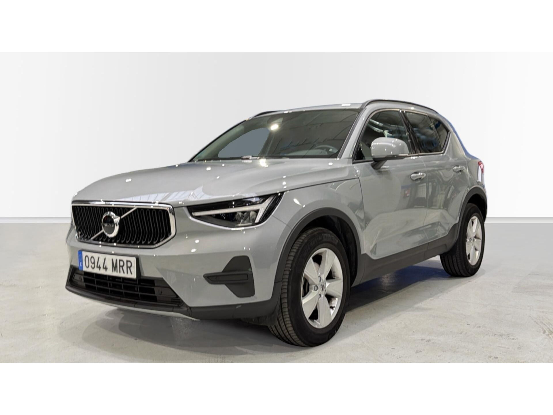 VOLVO XC40 (T2 Essential Auto 95 kW (129 CV)) en Madrid