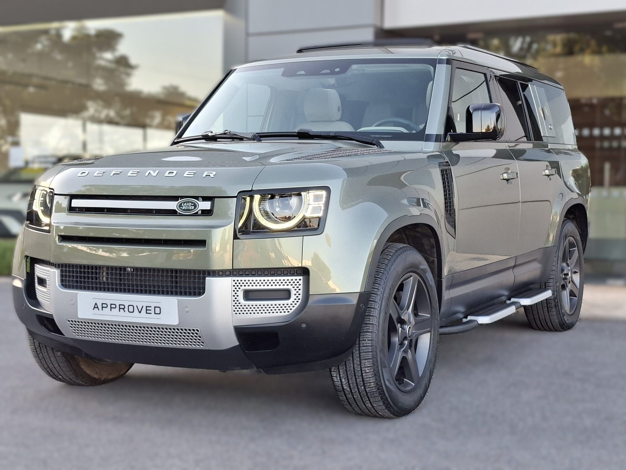 LAND ROVER Defender (3.0D I6 MHEV SE 4WD AT 183 kW (249 CV)) en Ciudad Real