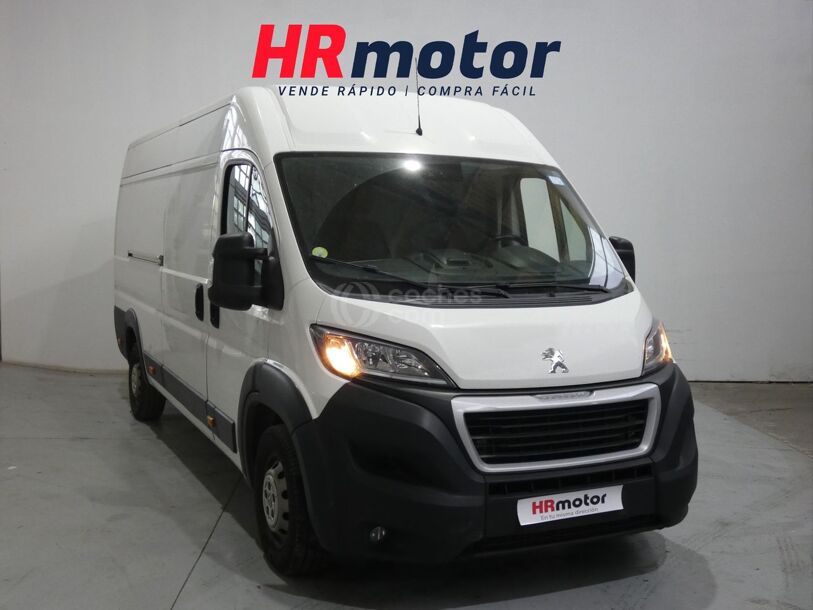 Foto del PEUGEOT Boxer Furgón 2.2BlueHDI 435 L4H2 S&S 140