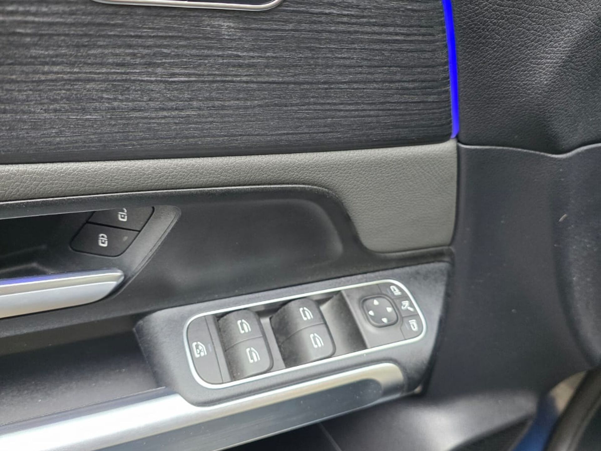 Imagen 1 de MERCEDES EQB