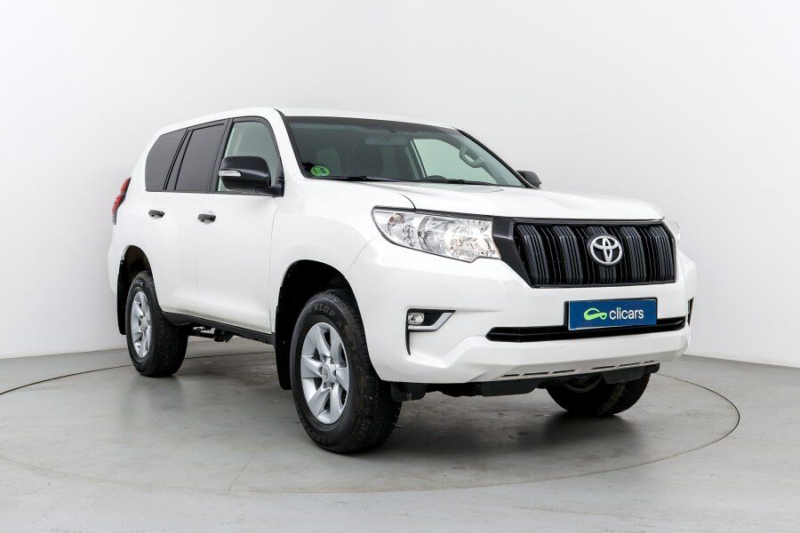 Foto del TOYOTA Land Cruiser D-4D GX 7 plazas