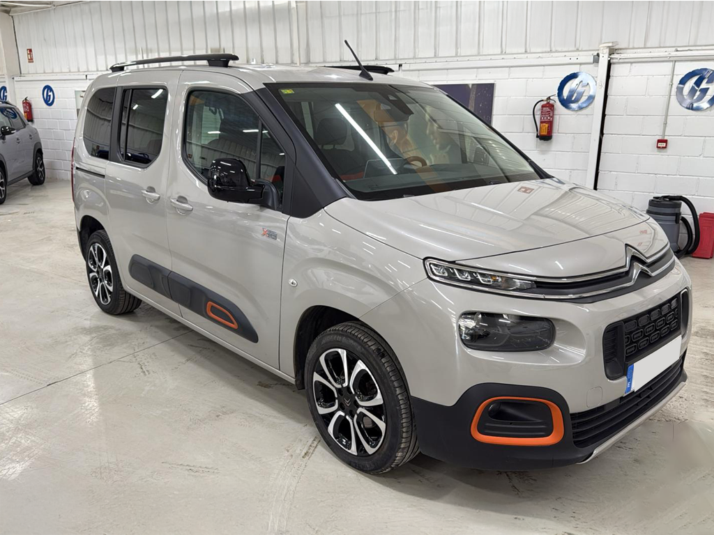 CITROEN Berlingo (Talla M BlueHDi 100 S&S LIVE PACK N1) en Badajoz