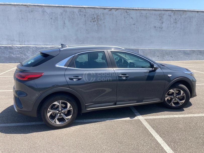 Foto del KIA XCeed 1.6 MHEV iMT Drive 136