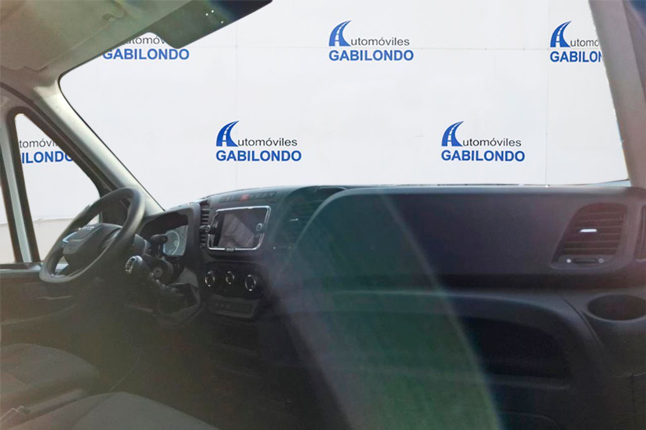 Foto del IVECO Daily Furgón 35S14 V 4100 H2 16.0 136