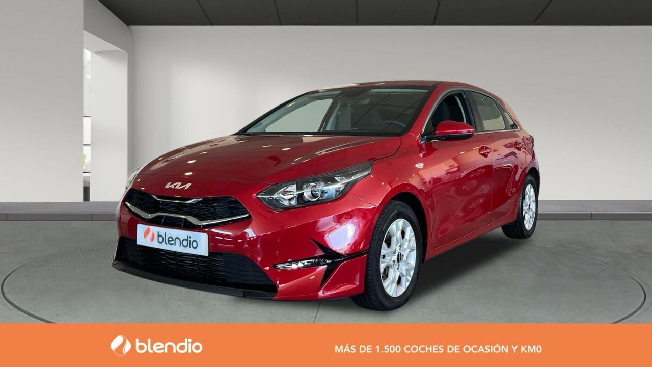Foto del KIA Ceed 1.6 MHEV iMT Drive 136