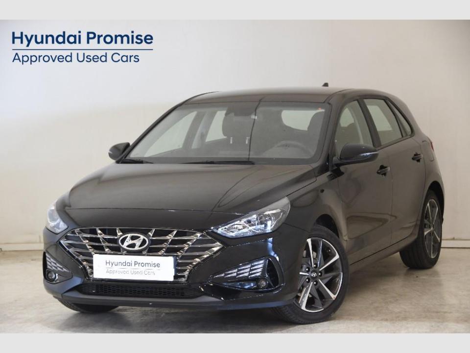 HYUNDAI i30 (1.5 DPI Klass SLX 110) en Cádiz
