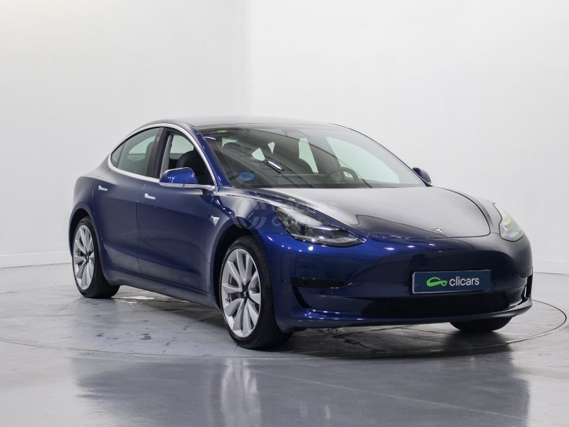 Foto del TESLA Model 3 Standard