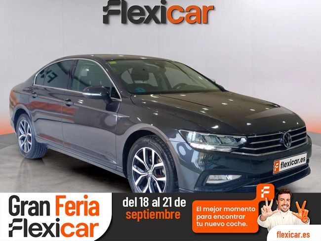 VOLKSWAGEN Passat (Executive 1.5 TSI 110kW (150CV) DSG) en Sevilla