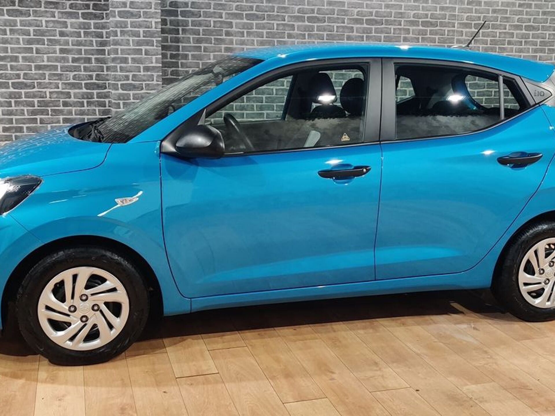 Imagen 3 de HYUNDAI i10