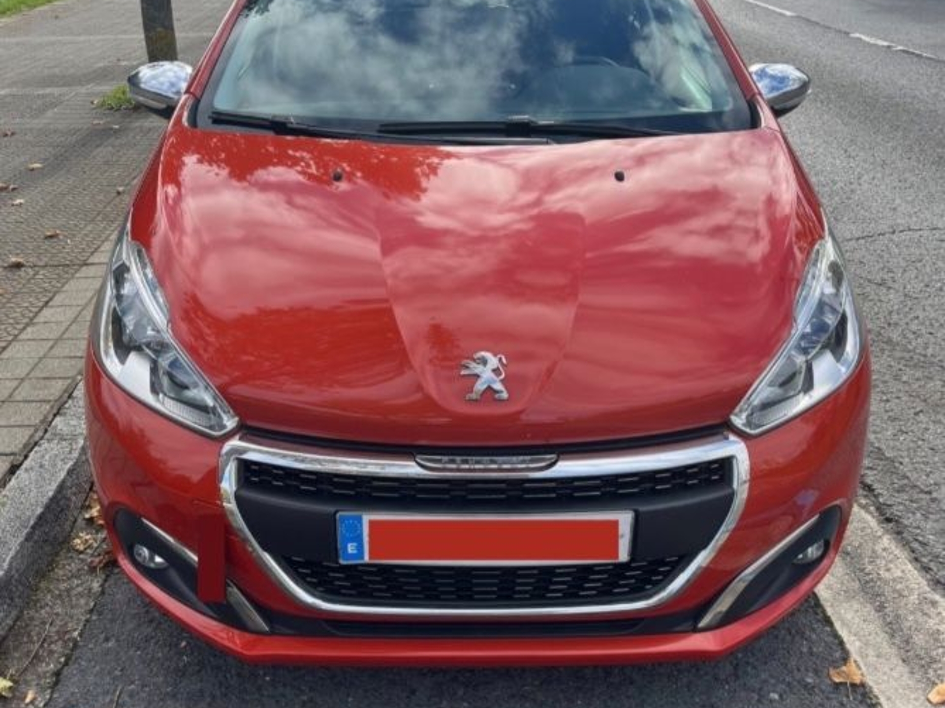 Imagen de PEUGEOT 208