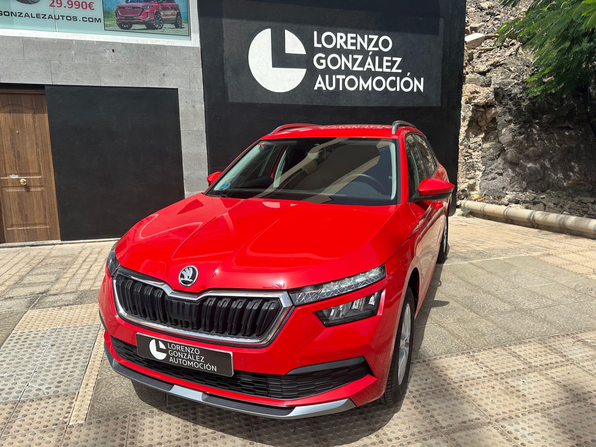 SKODA Kamiq (1.0 TSI Active 81kW) en Palmas, Las