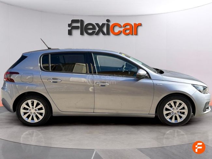 Foto del PEUGEOT 308 1.2 PureTech S&S Access 110