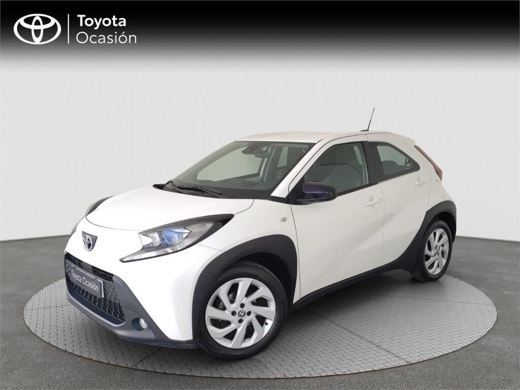 TOYOTA Aygo (5 Puertas Play 70 Manual 5v) en Madrid