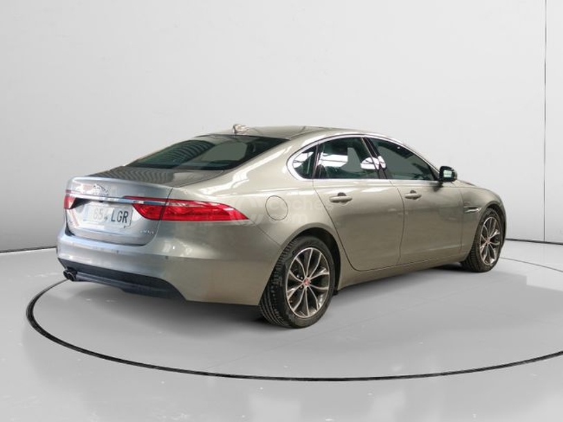Foto del JAGUAR XF 2.0i4D Prestige Aut. 180