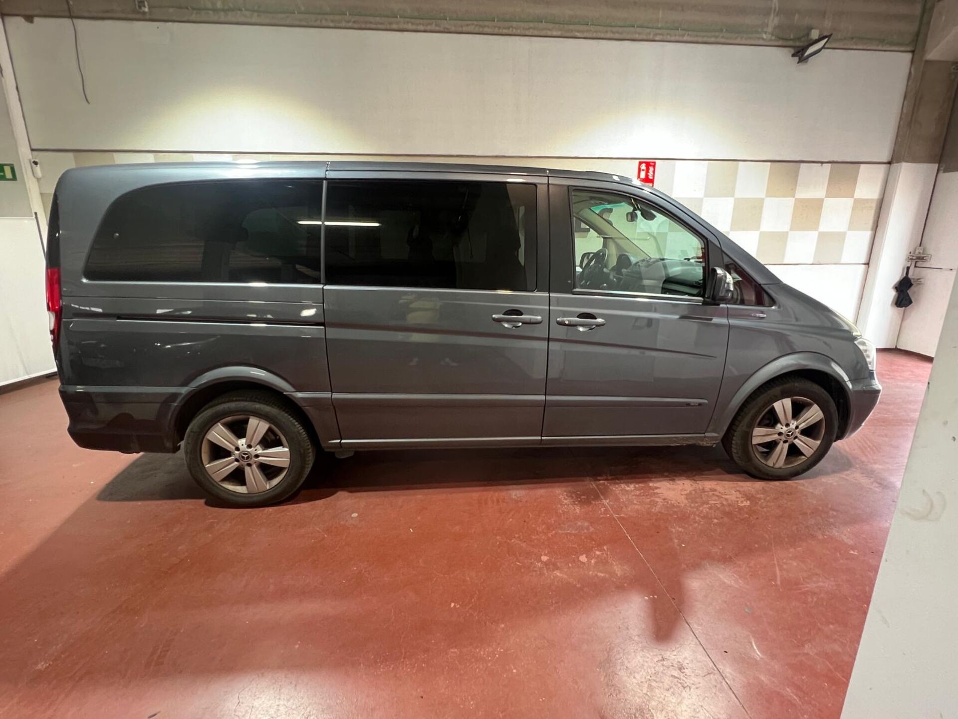 Imagen de MERCEDES Viano