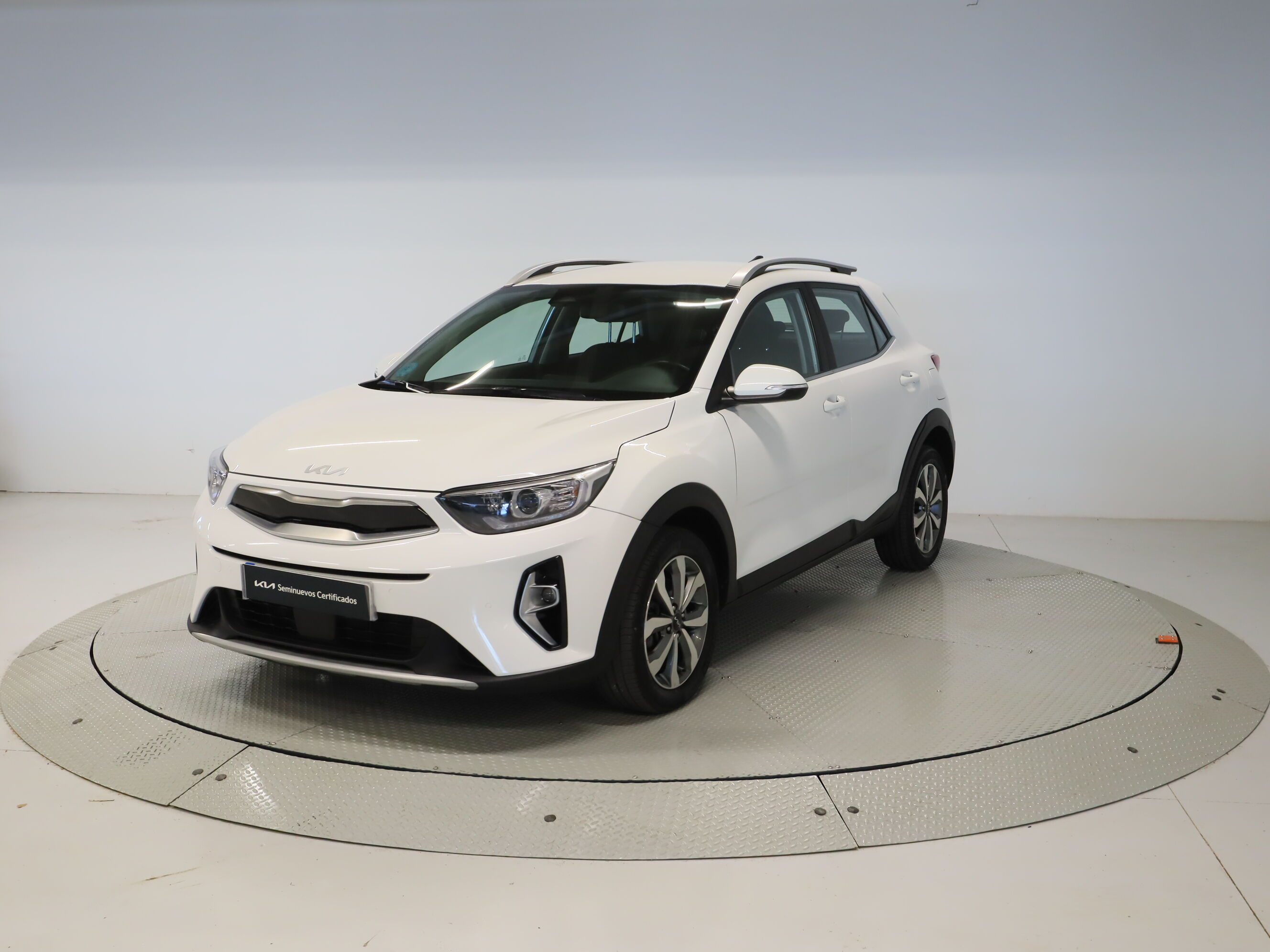 KIA Stonic (1.2 DPI CONCEPT PLUS 84 5P) en Baleares