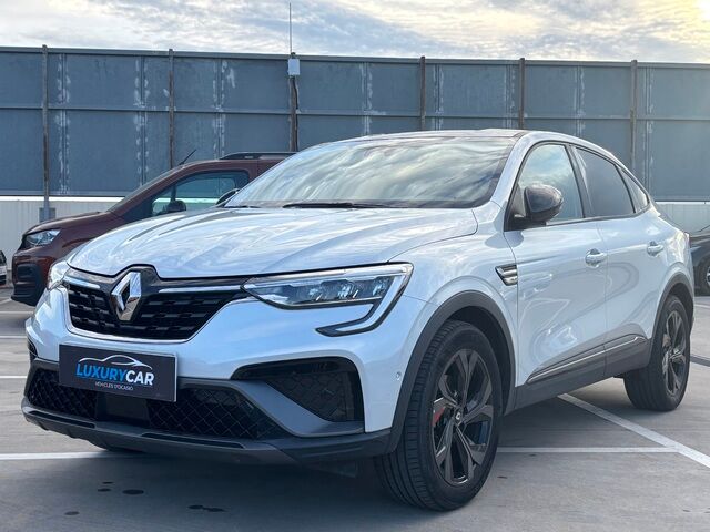 RENAULT Arkana (RS Line E-Tech Híbrido 107 kW (145 CV)) en Barcelona